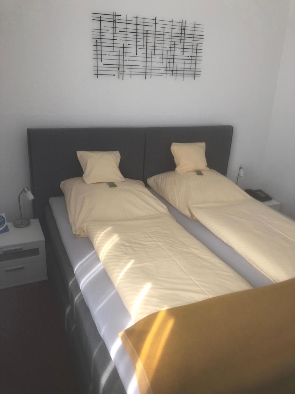 Hotel Sechzehn Леверкузен Экстерьер фото