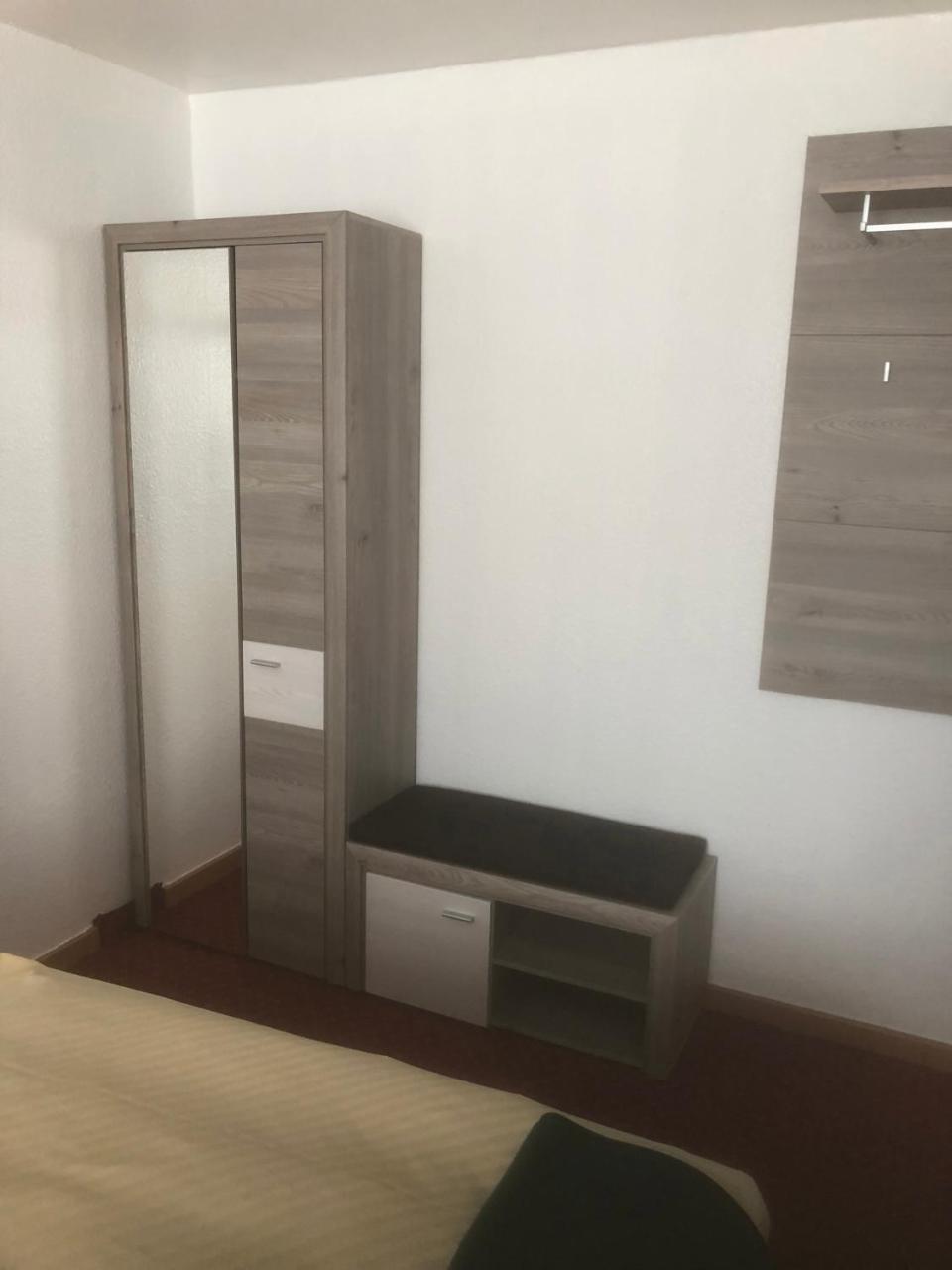 Hotel Sechzehn Леверкузен Экстерьер фото